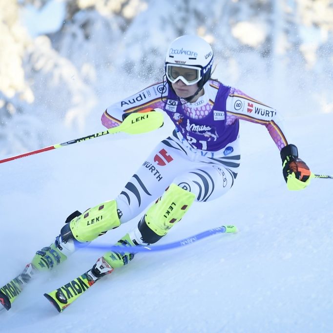 Abgesagt! Super-G der Damen in St. Moritz muss ausfallen Abgesagt! Super-G der Damen in St. Moritz muss ausfallen (Foto)