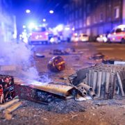 Silvesterfeuerwerk könnte, so fordern es Innenpolitiker und die Polizei, zum Jahreswechsel 2020/2021 verboten werden. Silvesterfeuerwerk könnte, so fordern es Innenpolitiker und die Polizei, zum Jahreswechsel 2020/2021 verboten werden.