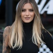 Sophia Thomalla hat sich von ihrem Freund Udo Walz verabschiedet. Sophia Thomalla hat sich von ihrem Freund Udo Walz verabschiedet.