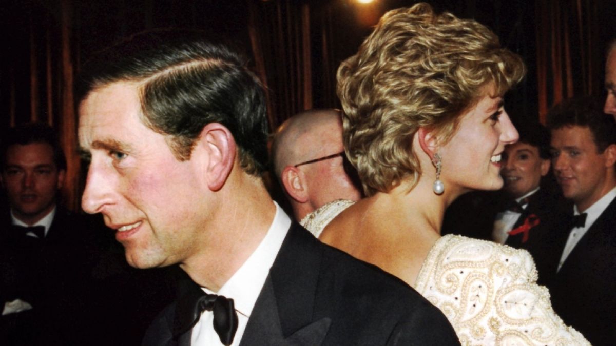 Bevor er Prinzessin Diana und später Camilla Parker Bowles heiratete, machte Prinz Charles einer anderen Frau einen Heiratsantrag. (Foto)