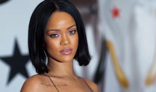 Rihanna Lord Vergib Uns Dieser Dessous Tanz Ist Pure Sunde News De