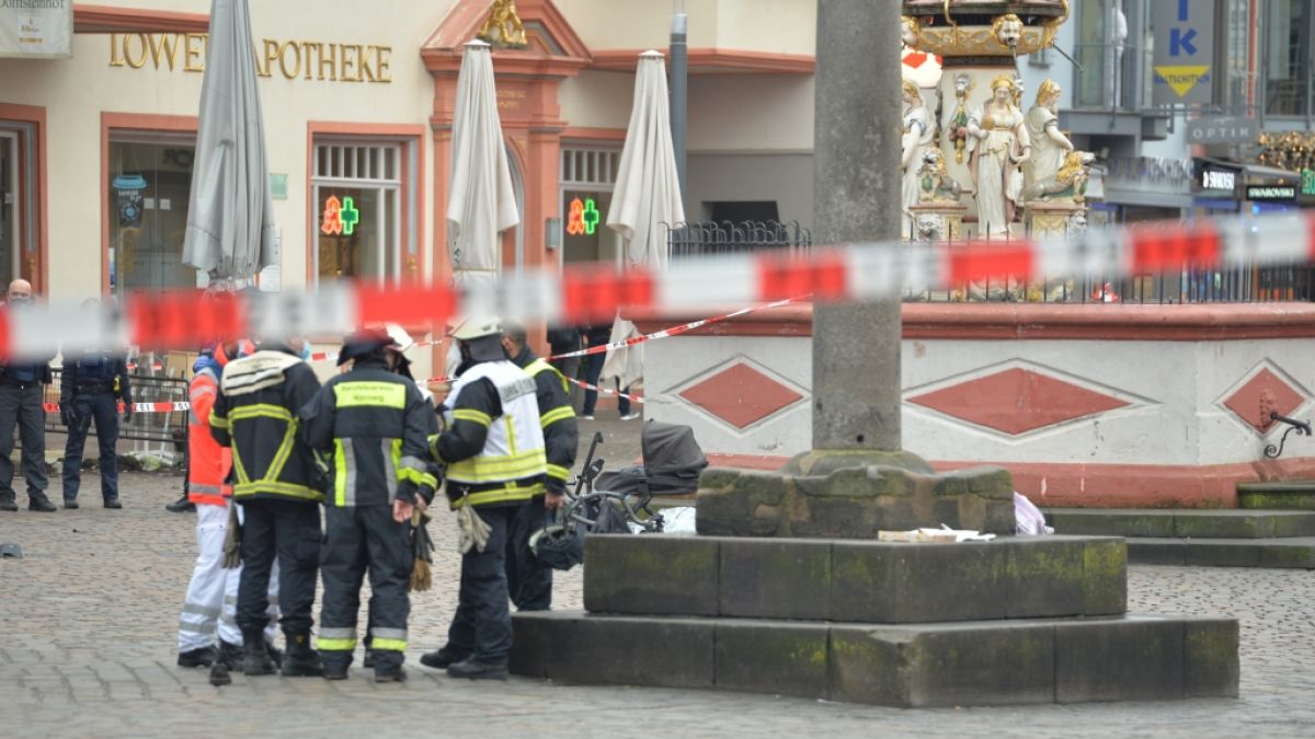 In Trier raste ein betrunkener Deutscher (51) in eine Menschengruppe. (Foto)