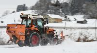 In Weitenau wurde ein Junge beim Schneeräumen schwer verletzt.