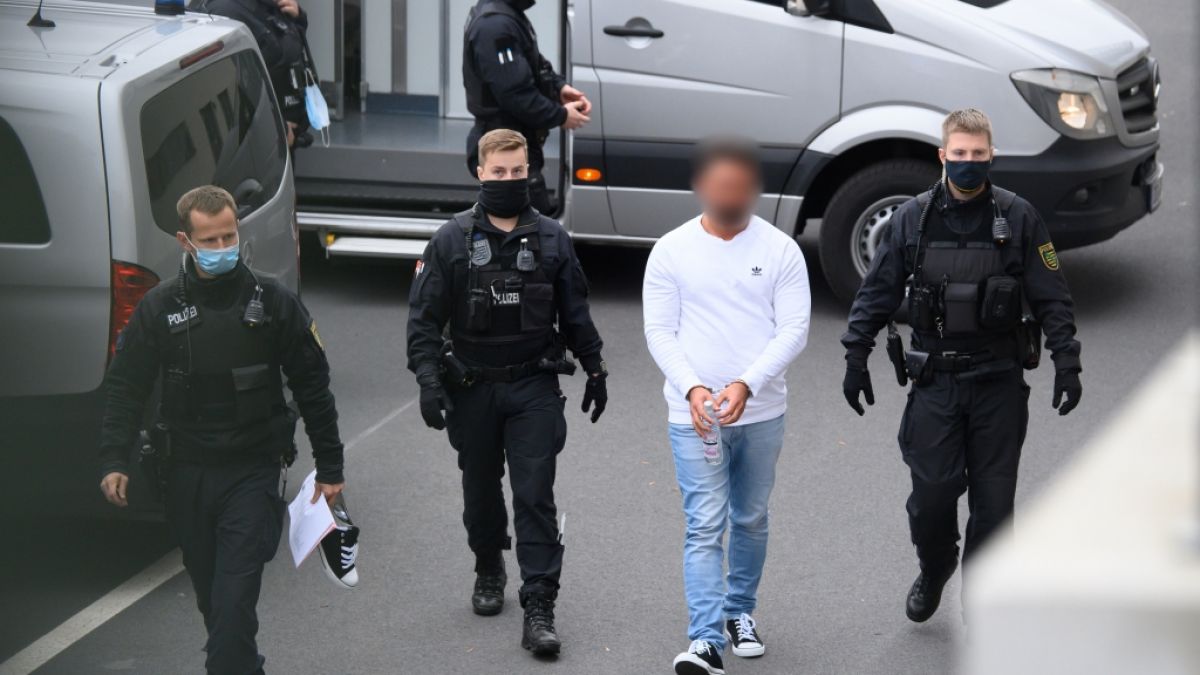 Knapp ein Jahr nach dem Kunstraub im Dresdner Grünen Gewölbe hat die Polizei nach einer Razzia in Berlin drei Tatverdächtige festgenommen. Jetzt gab es einen weiteren Fahndungserfolg. (Foto)