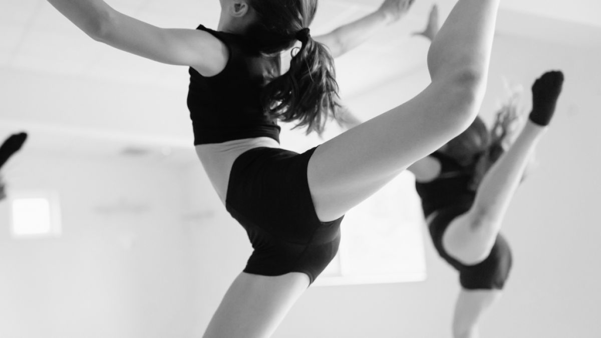 Eine Tänzerin aus Perth erlitt mit 9 Jahren einen Herzinfarkt. (Foto)