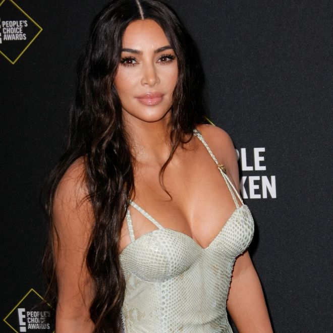 Corona-Lockdown wird verlängert / Kim Kardashian zieht blank / Donald Trump hebt ab Corona-Lockdown wird verlängert / Kim Kardashian zieht blank / Donald Trump hebt ab (Foto)