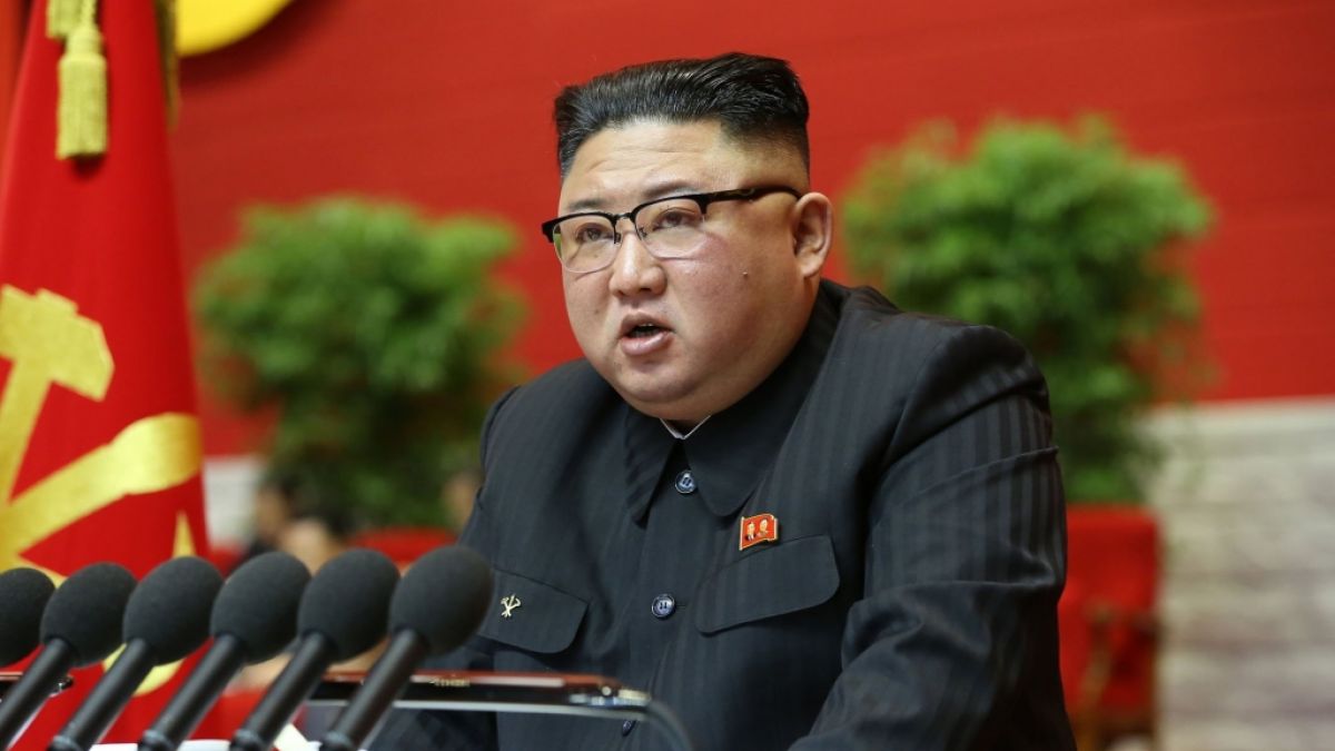 Kim Jong-un droht seiner Jugend mit Erziehungslagern. (Foto)