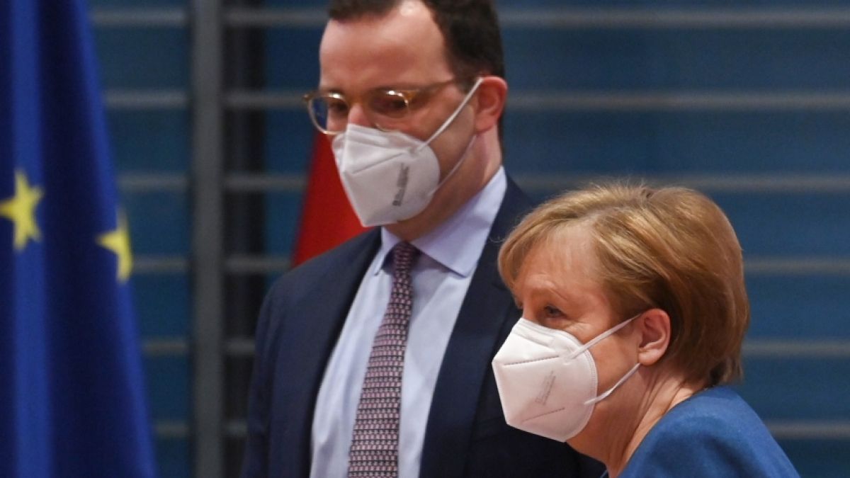Jens Spahn ist Gesundheitsminister im Kabinett von Angela Merkel. (Foto)