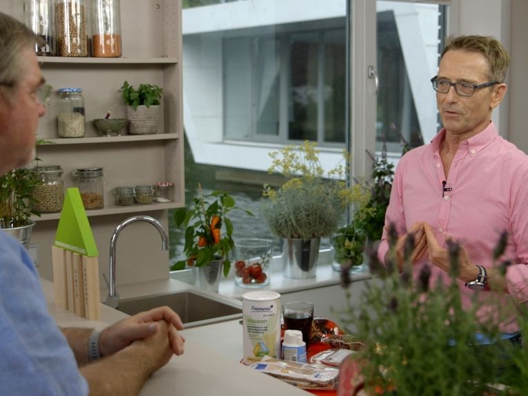 Dr. Matthias Riedl privat: Diesem Laster kann der Ernährungs-Doc nicht widerstehen