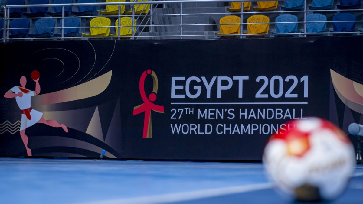Die Handball-Weltmeisterschaft 2021 in Ägypten muss zwar ohne Publikum stattfinden, doch Handball-Fans können alle Deutschland-Spiele in TV und Live-Stream miterleben. (Foto)