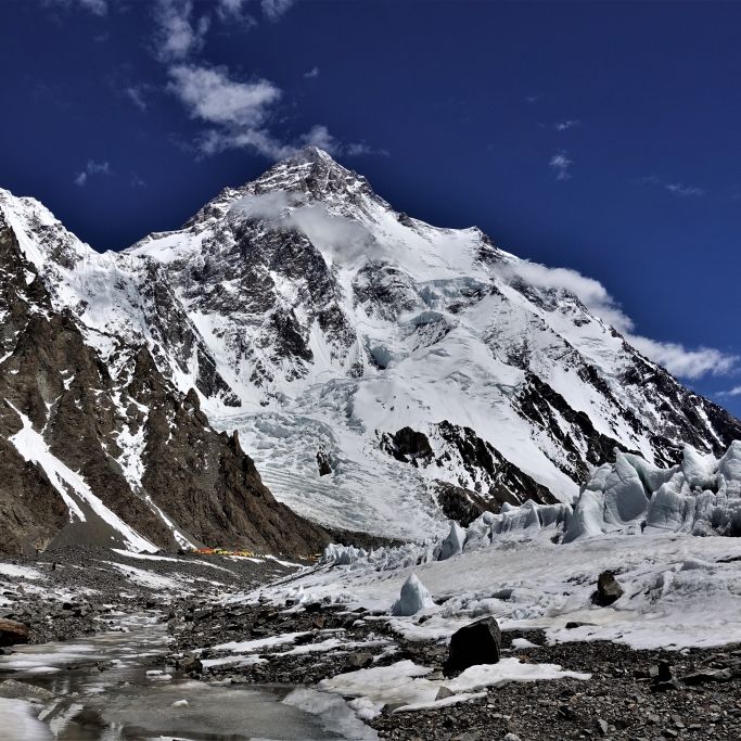 Drama bei K2-Besteigung! Spanischer Berg-Held stürzt in den Tod