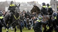 In den Niederlanden kam es am Wochenende zu brutalen Protesten gegen die Corona-Maßnahmen.