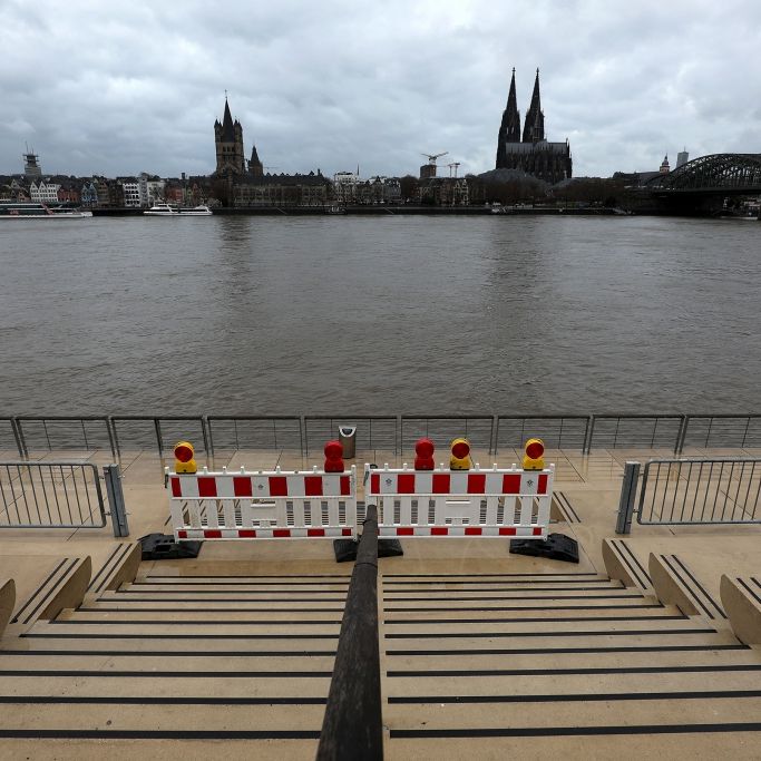 Rhein-Schifffahrt eingestellt! Wetterdienst warnt vor extremen Wassermengen