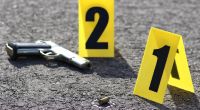 Bei einer Schießerei in Hessen kamen zwei Menschen ums Leben.