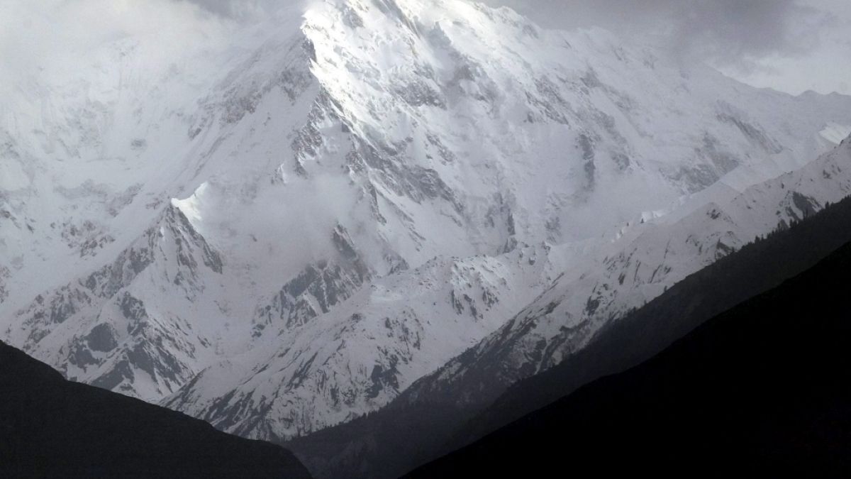 Den Nanga Parbat im Himalaya hatte Carlalberto Cimenti bezwungen - jetzt ist der italienische Alpinist mit 45 Jahren tödlich verunglückt (Symbolbild). (Foto)