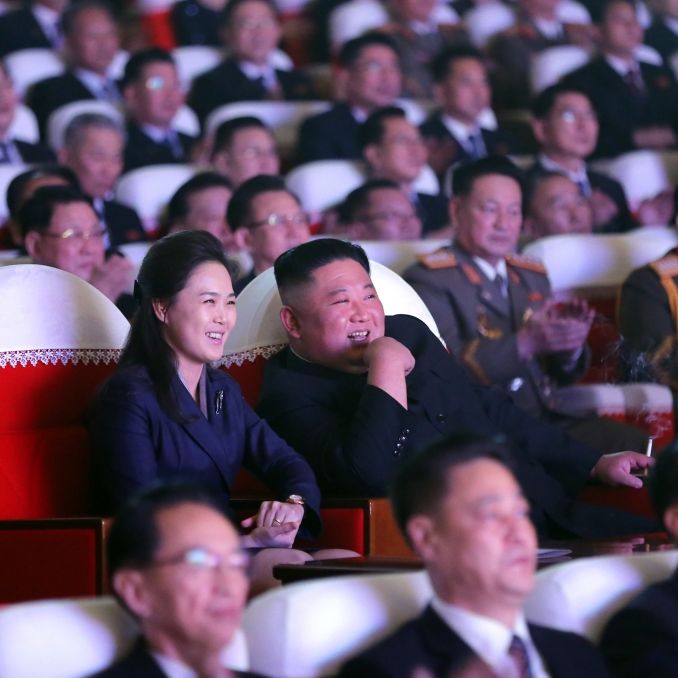 Foto mit Seltenheitswert! Kims Ehefrau nach Monaten wieder aufgetaucht
