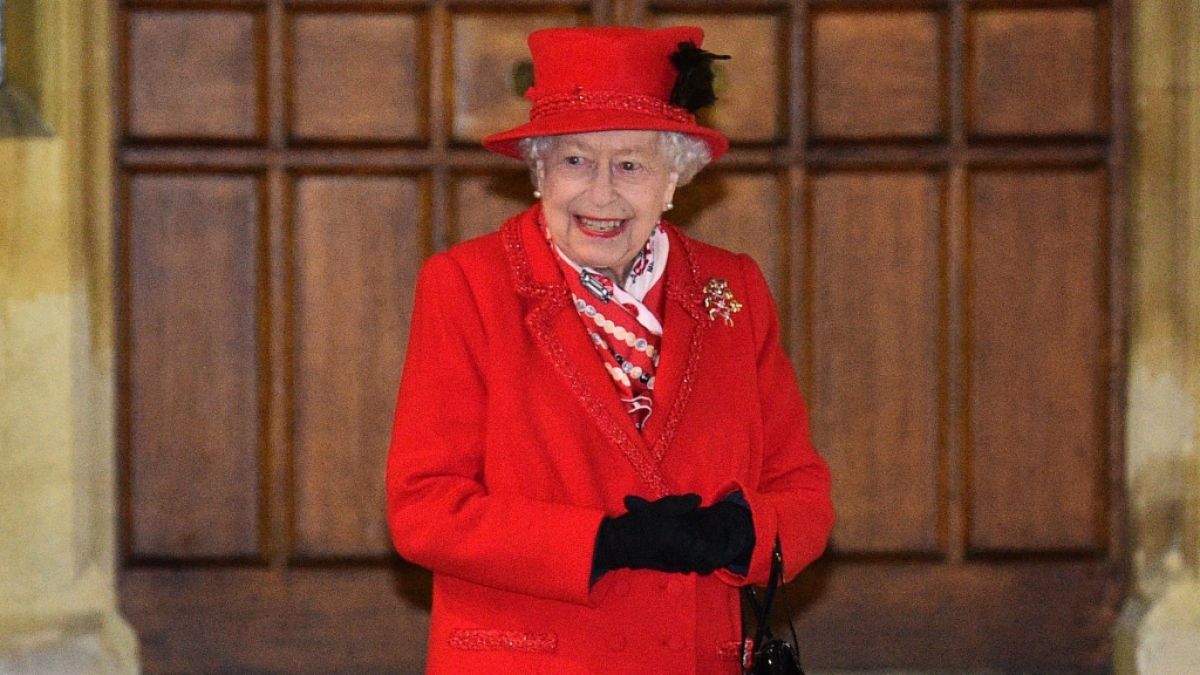 Queen Elizabeth II. möchte der britischen Bevölkerung in Puncto Corona-Schutzimpfung Mut zusprechen. (Foto)
