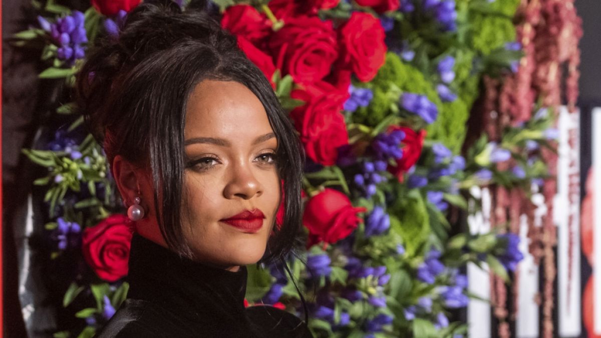 Sängerin Rihanna sendet sexy Frühlingsgrüße auf Instagram. (Foto)