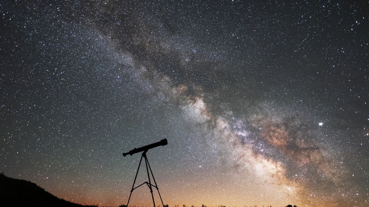 Im April dürfen sich Hobbyastronomen auf einige Highlights am Himmel freuen. (Foto)