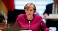 Kanzlerin Merkel befürwortet die Forderungen nach einem konsequenten Lockdown. Das gab die Regierungssprecherin bei der Bundespressekonferenz in Berlin bekannt.