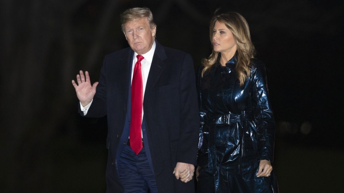 Melania Trump zeigte sich wieder neben Mann Donald. (Foto)