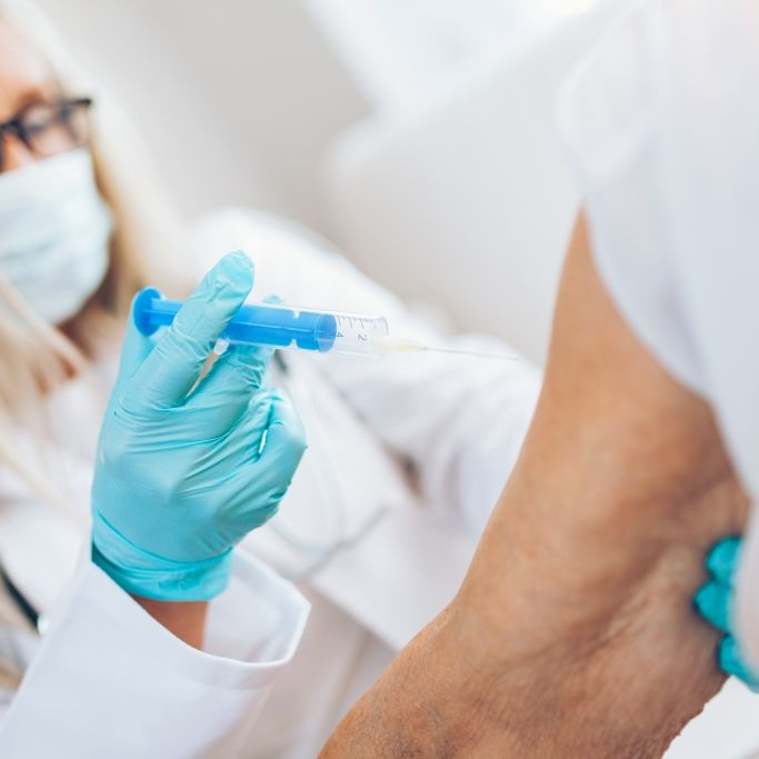 Corona-Ausbruch in Altenheim! 17 Infizierte trotz Impfung