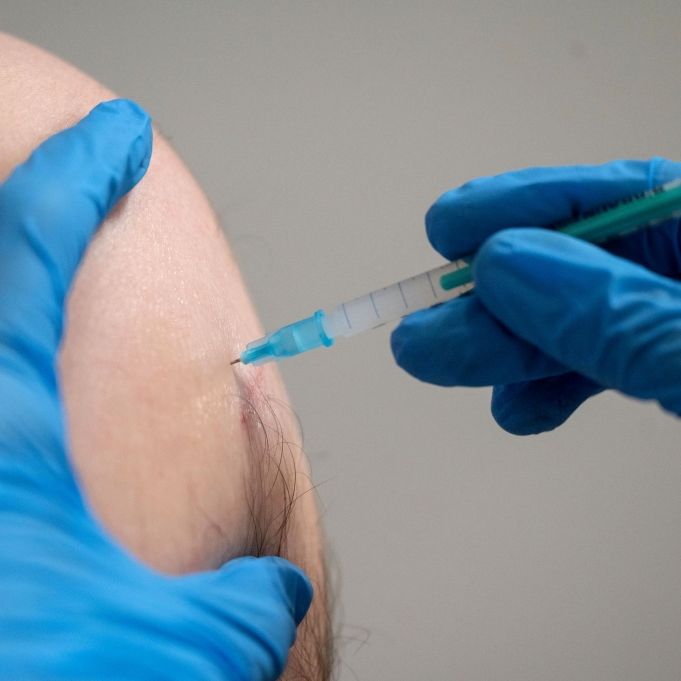 Impfreihenfolge auf der Kippe! Können sich bald ALLE impfen lassen?