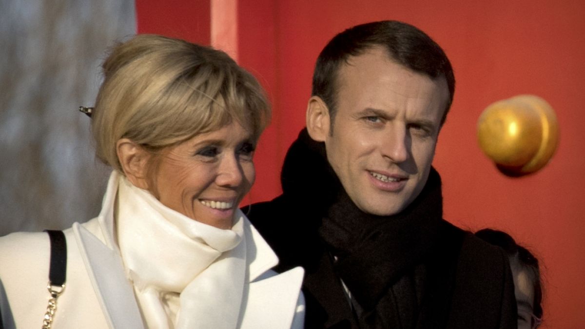 Emmanuel Macron Privat Altersunterschied Egal Fur Seine Frau Brach Er Mit Seiner Familie News De