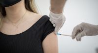 Corona-Impfungen müssen 2022 aufgefrischt werden.