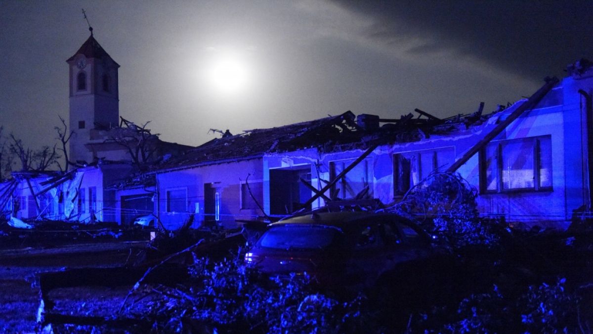 Der Tornado hat in Tschechien eine Spur der Verwüstung hinterlassen. (Foto)