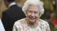 Queen Elizabeth II. im Dauerstress: Den 60. Geburtstag ihrer Ex-Schwiegertochter Prinzessin Diana kann die Königin aufgrund anderer Verpflichtungen nicht mitfeiern.