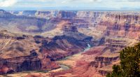 Weil er mit einem defekten Fallschirm ausgestattet wurde, stürzte ein Brite im Grand Canyon in den Tod.
