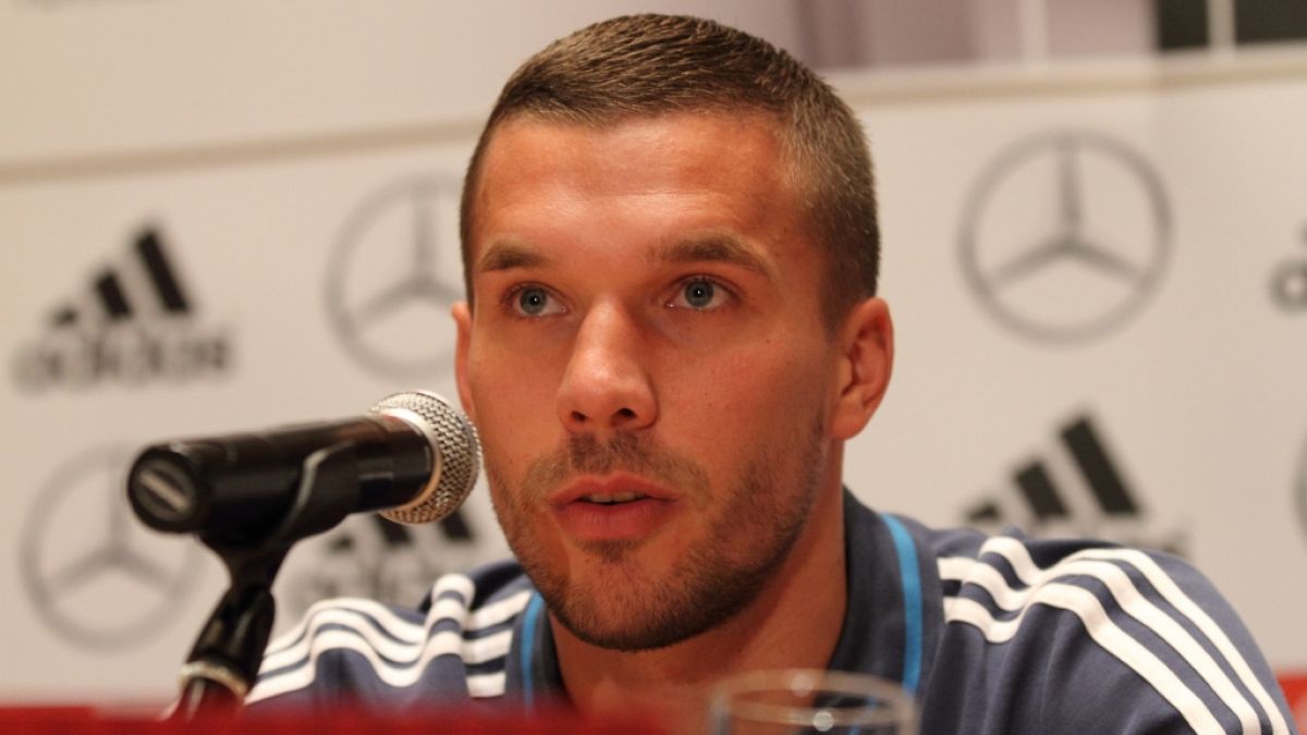 Lukas Podolski: Der Ex-Nationalspieler kann auf eine lange Fußballkarriere zurückblicken. (Foto)