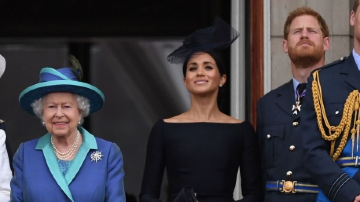 Herzogin Meghan und Prinz Harry haben kaum eine andere Wahl, als die Taufe ihrer Tochter Lilibet Diana in Großbritannien stattfinden zu lassen. Sonst würden sie die Queen indirekt ausladen. (Foto)