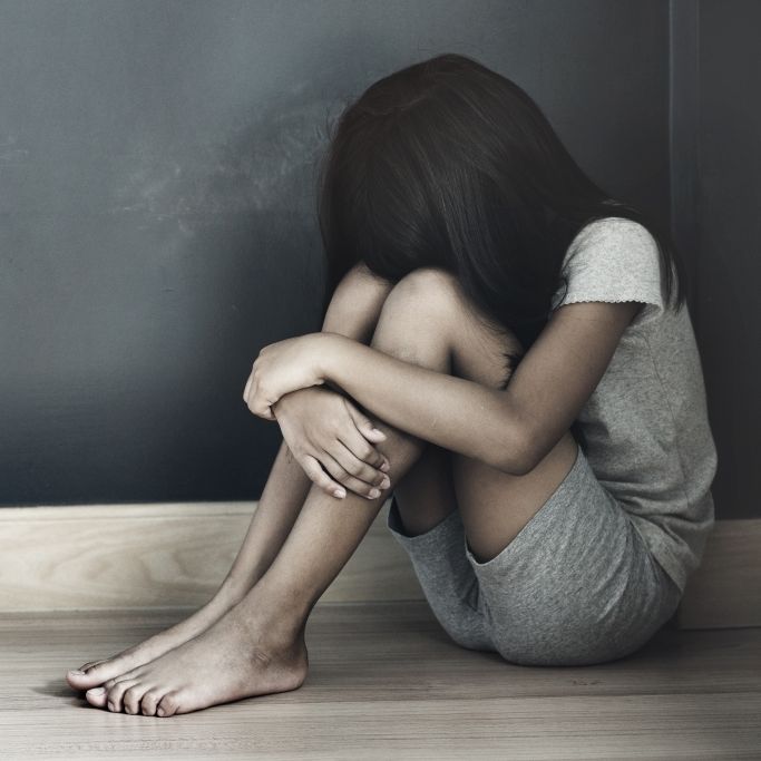 Großvater vergewaltigt Mädchen (12) über mehrere Jahre