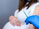 Warnen Hebammen wirkliche schwangere Frauen vor einer Corona-Impfung? (Foto)
