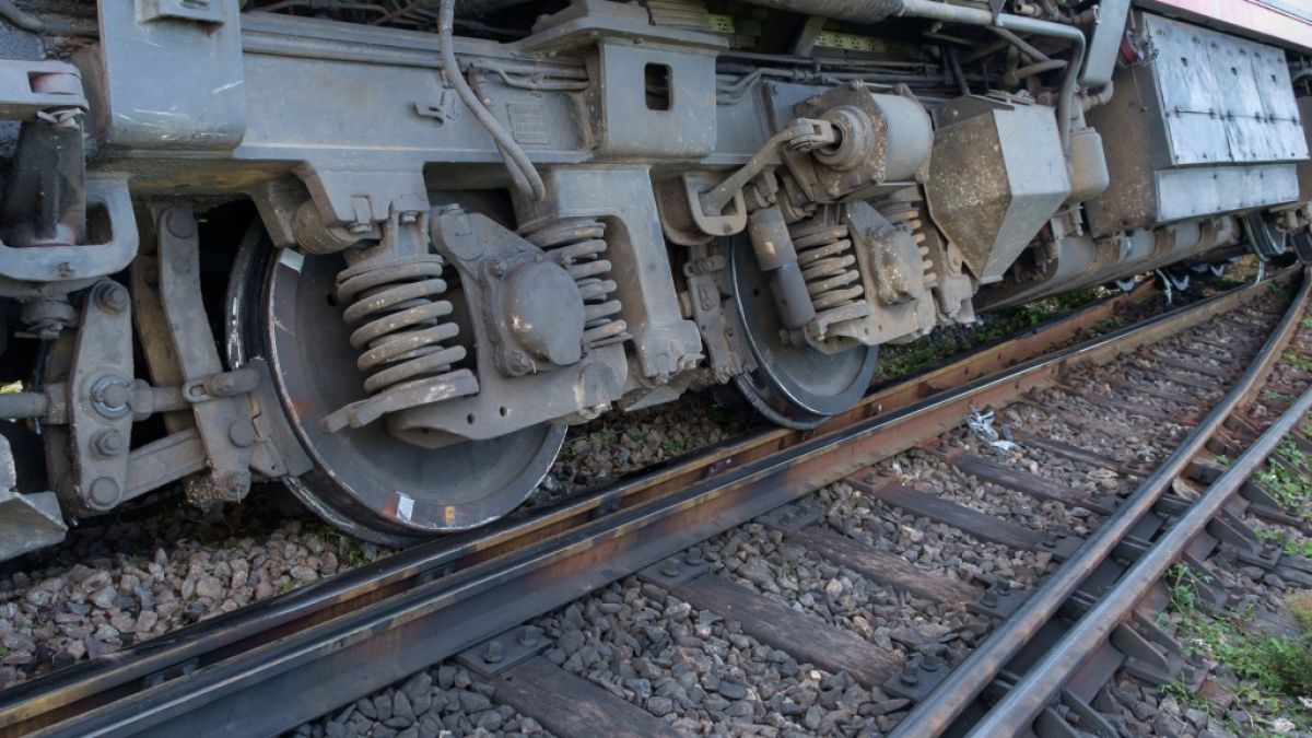 In Tschechien ist es zu einem Zug-Unglück gekommen. (Foto)