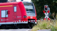 Die Gewerkschaft Deutscher Lokomotivführer (GDL) hat zu einem zweitägigen Streik im Personenverkehr aufgerufen.