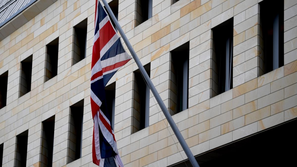 Ein Mitarbeiter der britischen Botschaft in Berlin ist unter Spionageverdacht festgenommen worden (Symbolbild). (Foto)