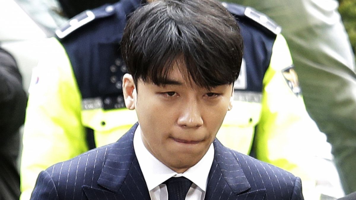 Der K-Pop-Star Seungri wurde wegen Zuhälterei, Sexhandel und weiterer Vergehen zu mehreren Jahren Haft verurteilt. (Foto)