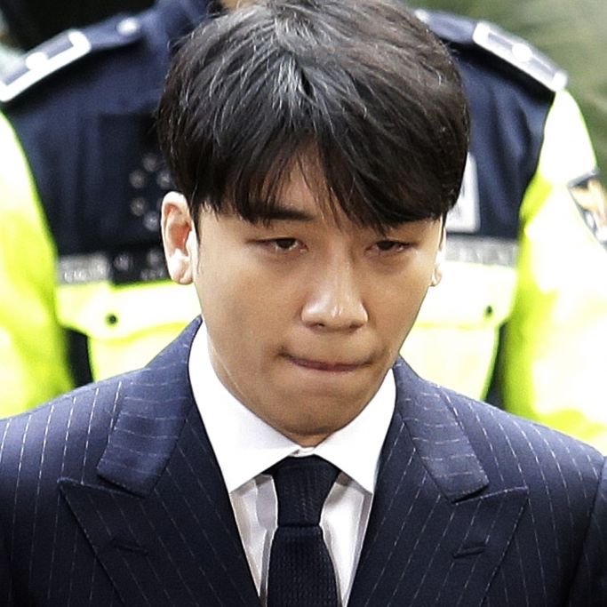Zuhälterei und Sexhandel! K-Pop-Star zu mehrjähriger Haft verurteilt