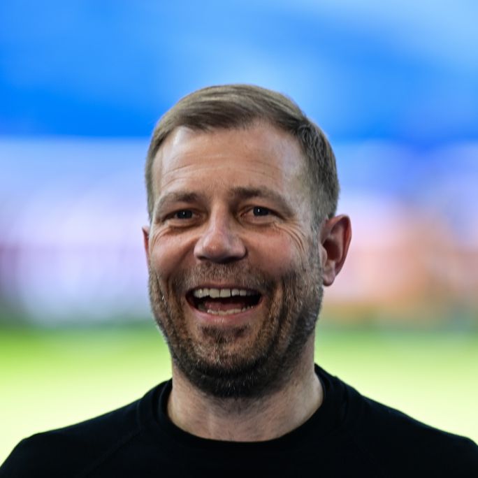 So lebt der Arminia Bielefeld-Trainer heute mit Frau und Kindern So lebt der Arminia Bielefeld-Trainer heute mit Frau und Kindern (Foto)