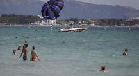 Ein junger Tourist (19) aus Deutschland ist am Strand von Mallorca kollabiert und verstorben (Symbolbild).
