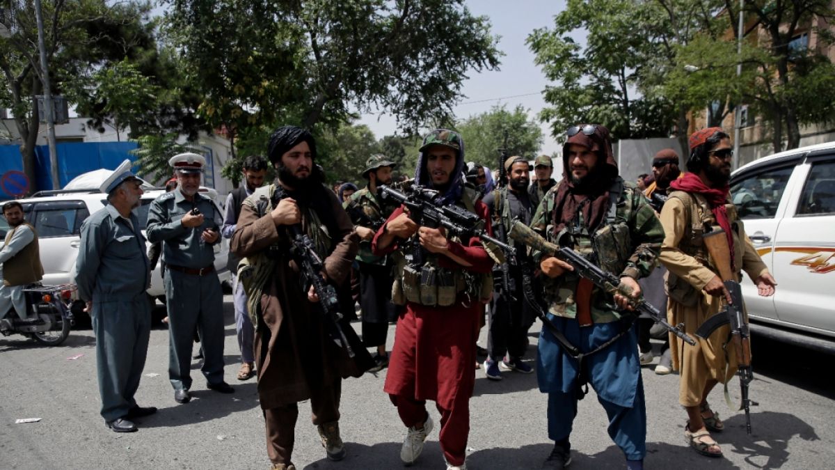 Eine afghanische Zeugin berichtet von den Gräueltaten der Taliban. (Foto)
