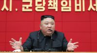 Kim Jong-un soll einem UN-Bericht zufolge die Insassen in seinen Gefängnissen foltern lassen.