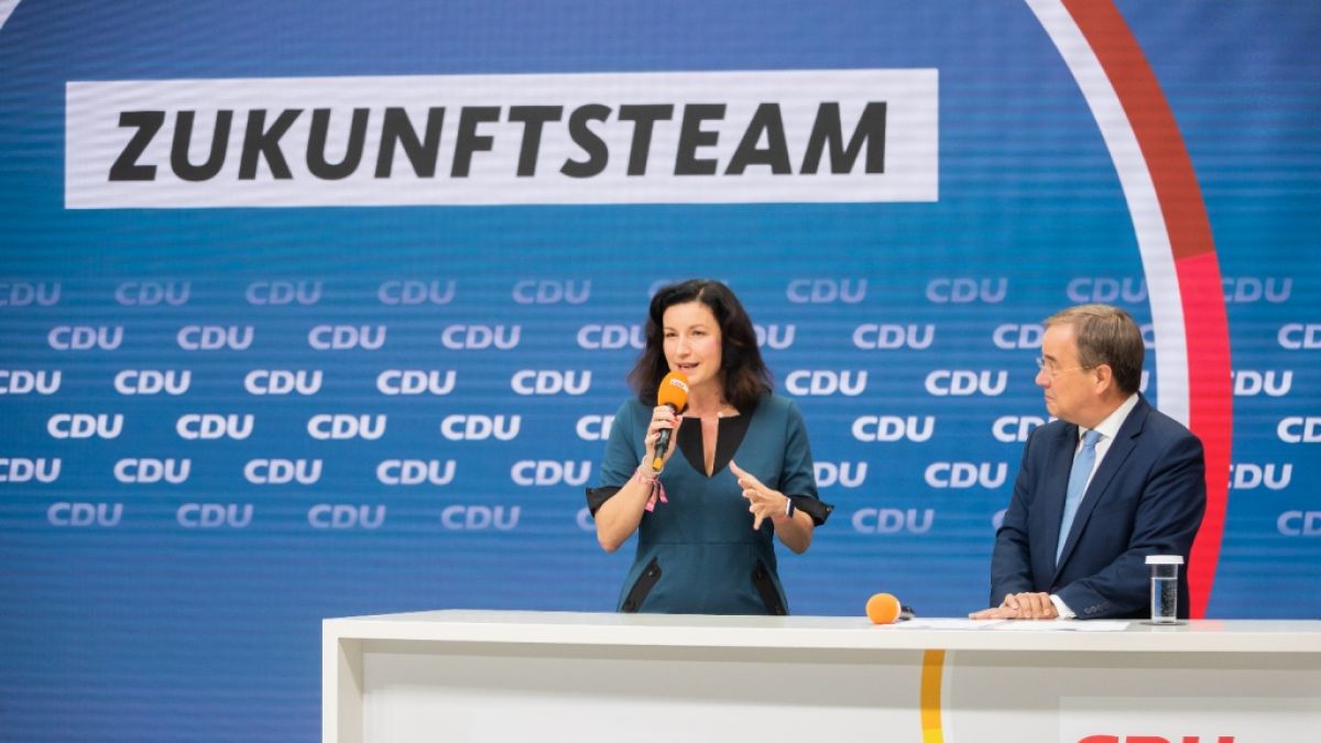 Nach der Kritik zu Armin Laschets "Zukunftsteam" sorgte ein Zitat von CSU-Politikerin Dorothee Bär für Verwunderung und Entrüsten. (Foto)