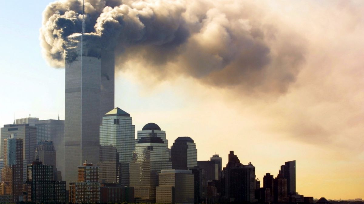Auch 20 Jahre nach den Anschlägen vom 11. September kursieren noch immer die irrsten Verschwörungstheorien im Netz. (Foto)
