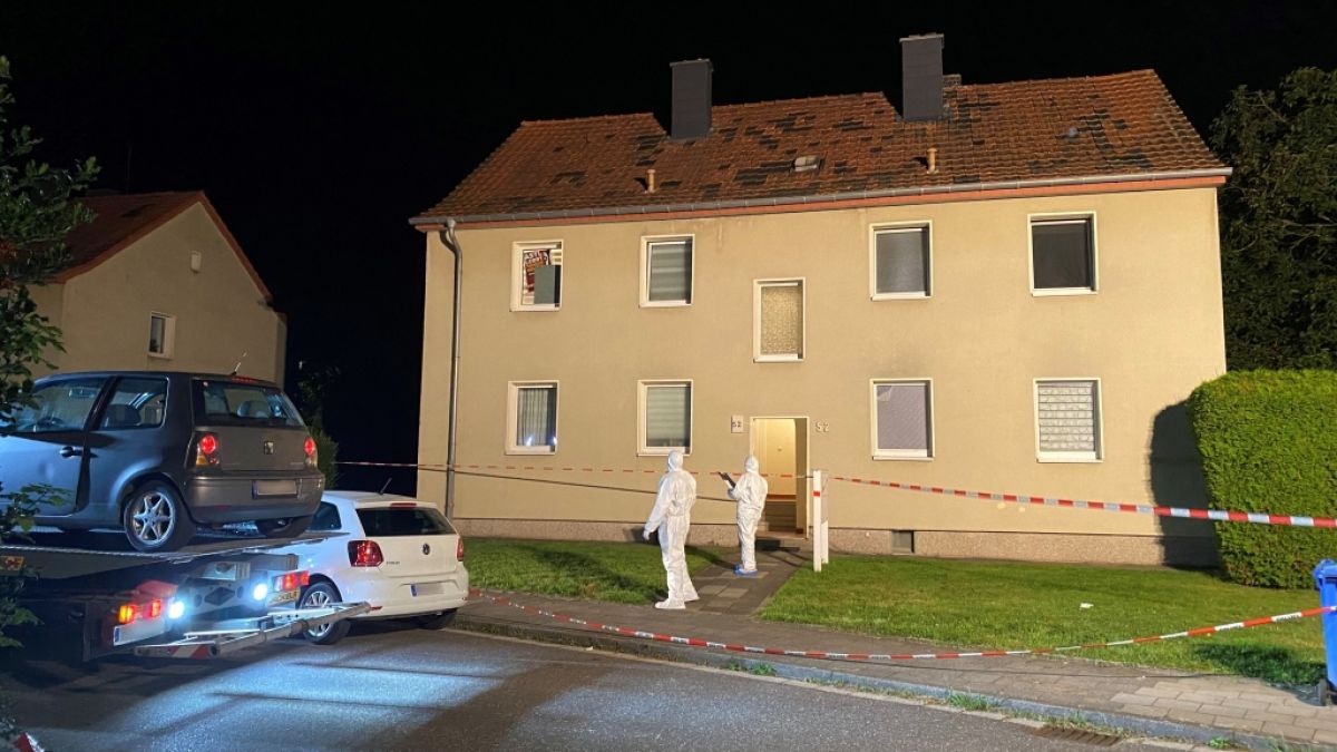 Ein 47 Jahre alter Mann soll am Sonntagabend in Hückelhoven einen 37-Jährigen mit dem Schwert getötet und einen 57-Jährigen verletzt haben. (Foto)