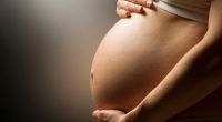 Bein oder Baby? Eine Schwangere in Großbritannien musste sich entscheiden.