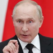 Wladimir Putin lässt seine Truppen den Ernstfall proben. Wladimir Putin lässt seine Truppen den Ernstfall proben. (Foto)